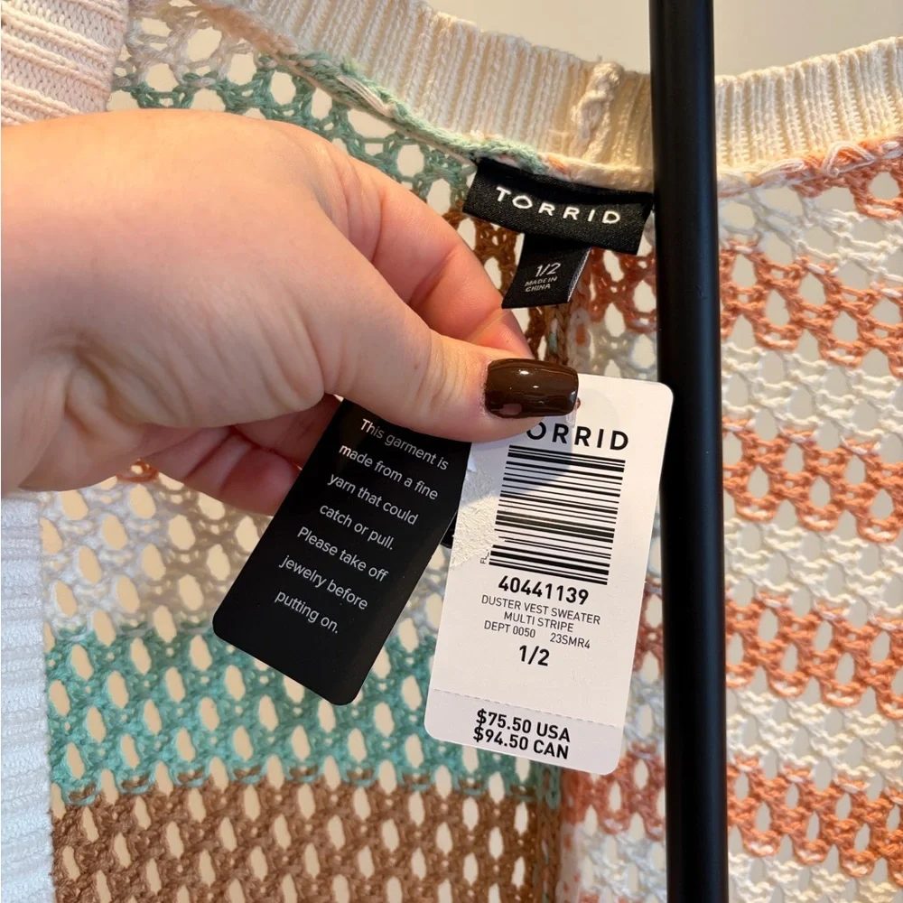 Brand new Torrid Multicolor Striped Knit Cover